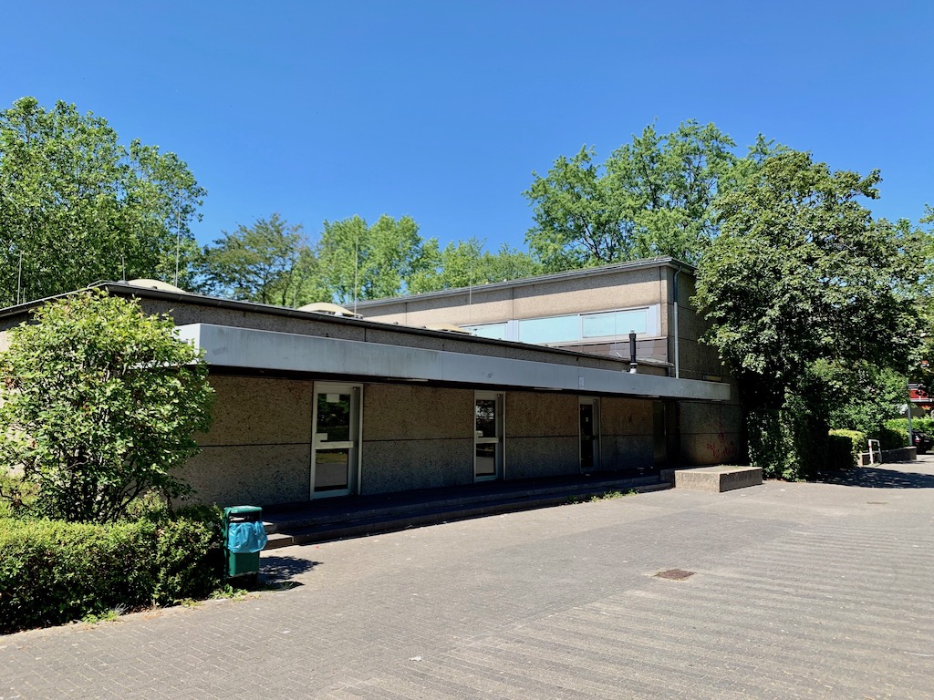 Außenansicht kleine Halle